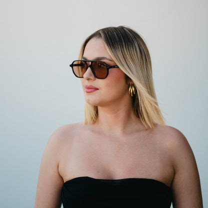 CAPRI | TORTOISE BROWN
