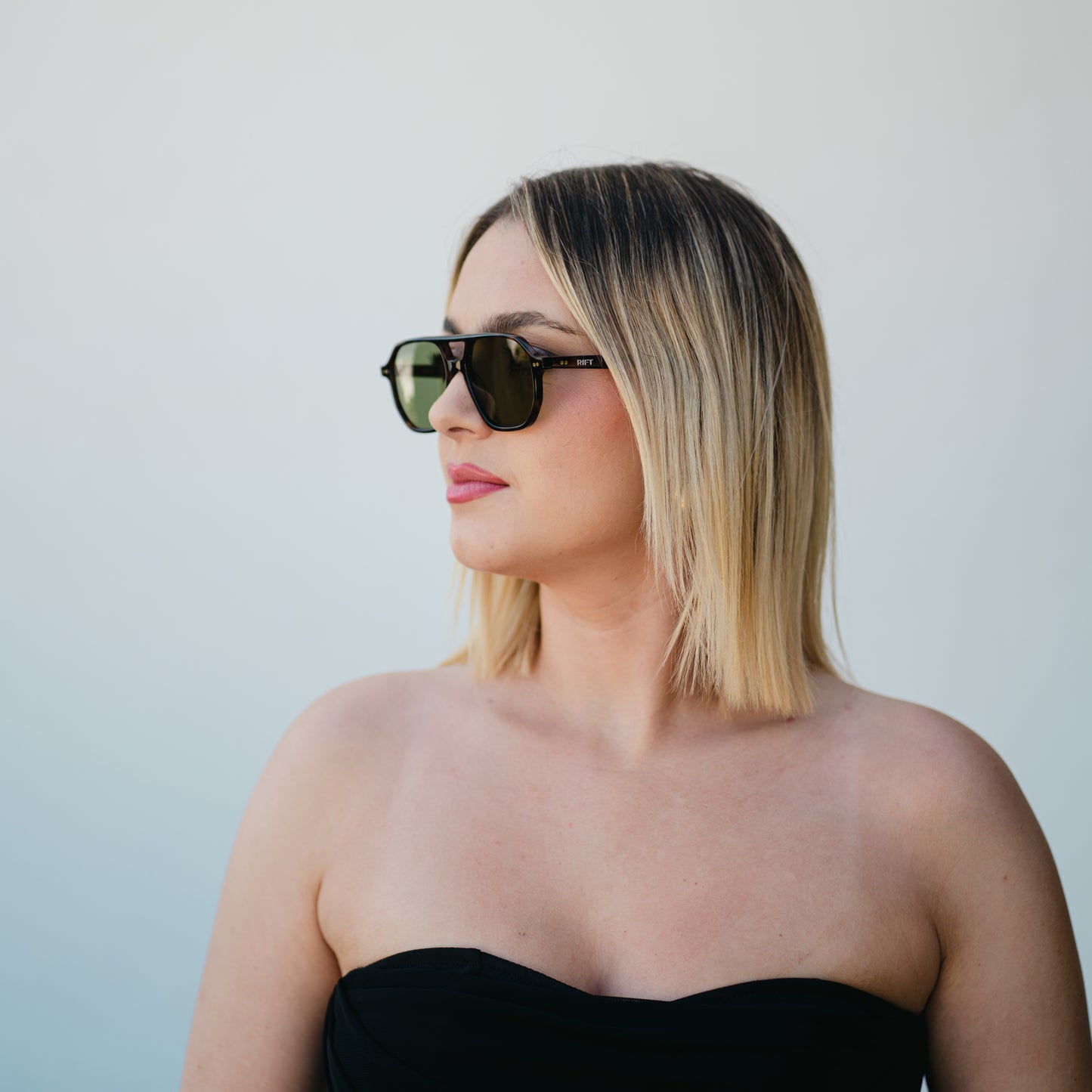 CAPRI | TORTOISE DARK GREEN