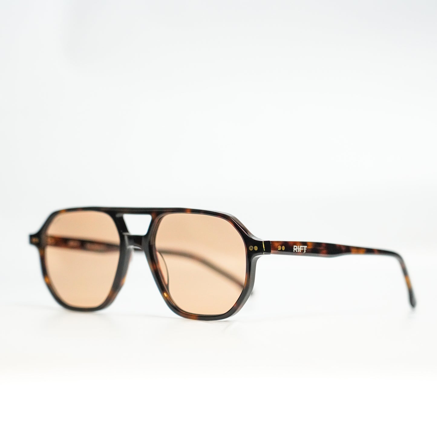 CAPRI | TORTOISE BROWN
