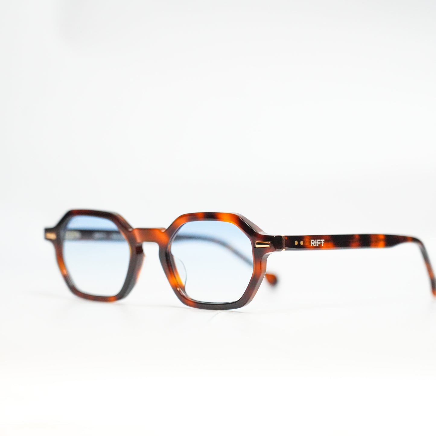 ST-TROPPEZ | TORTOISE BLUE